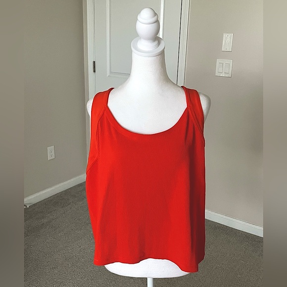 Athleta Tops - NWOT Athleta Cropped Tank Size 3X Color is Orangey Red
